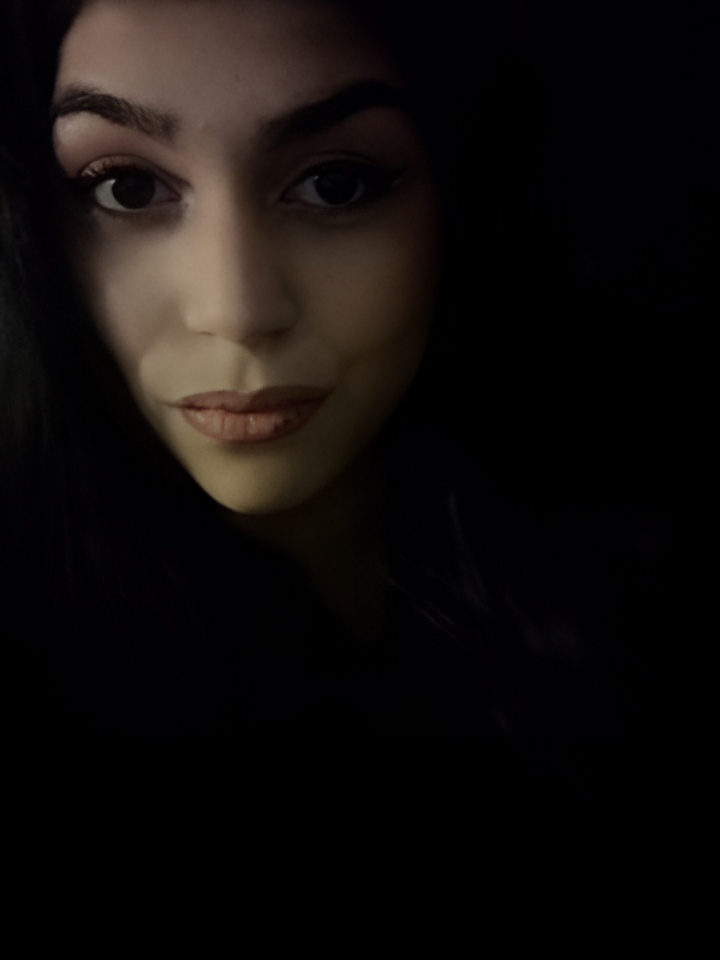 Лера привлекальеная девушка из Донецк цена от 2500 руб