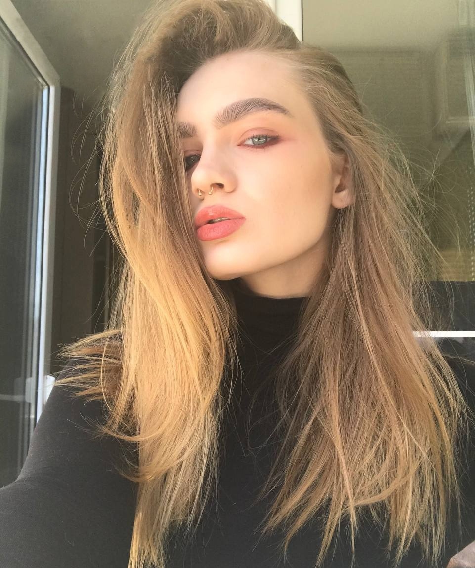 Лена привлекальеная девушка из Донецк цена от 3000 руб