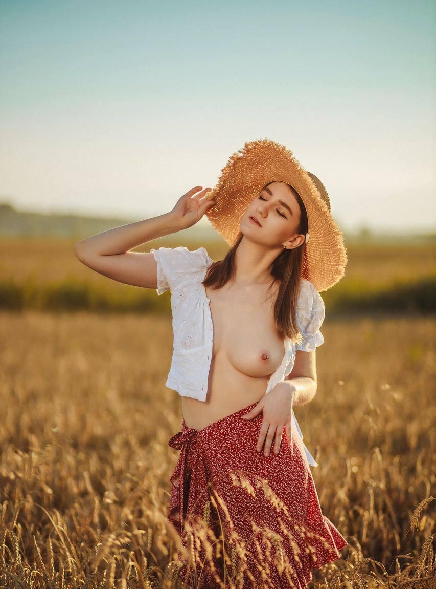 Анастасия привлекальеная девушка из Донецк цена от 8000 руб