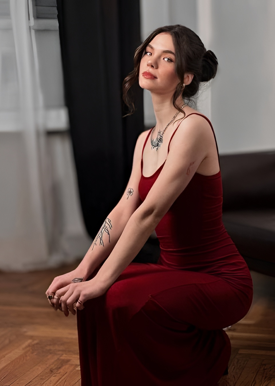 Кристина привлекательная девушка из Донецк цена от 15000 руб