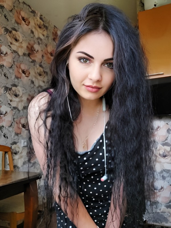 Агнесса привлекательная девушка из Донецк цена от 2000 руб