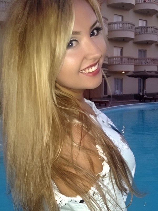 Елизавета привлекательная девушка из Донецк цена от 4000 руб