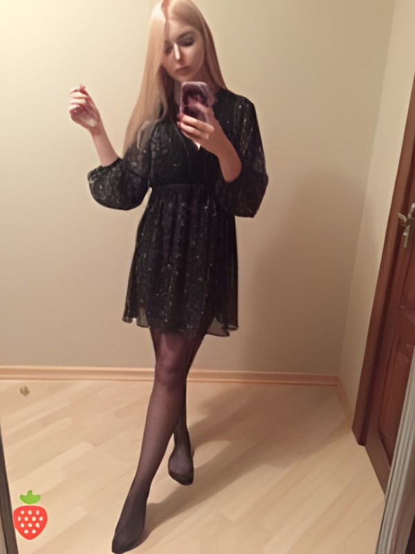 Леночка привлекательная девушка из Донецк цена от 1500 руб