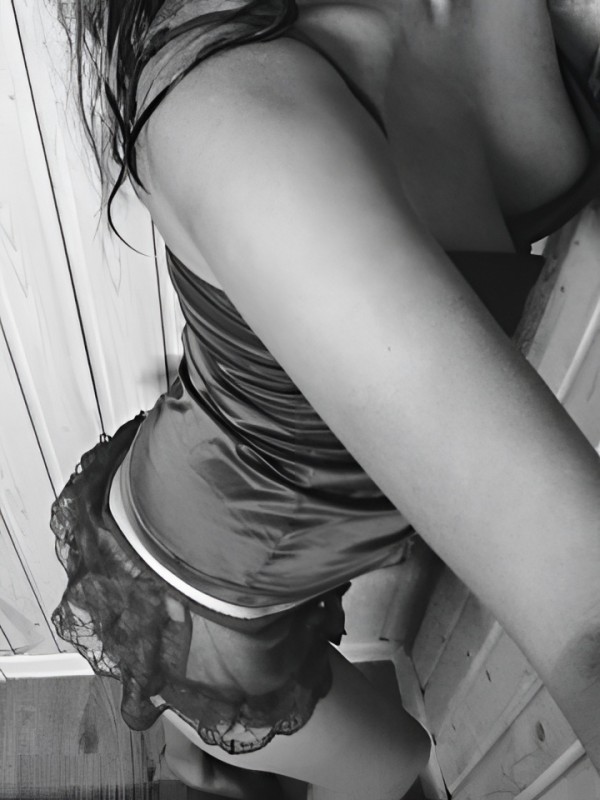 Серафима привлекательная девушка из Донецк цена от 2000 руб