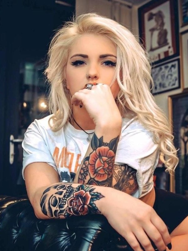 Ирен привлекательная девушка из Донецк цена от 3000 руб