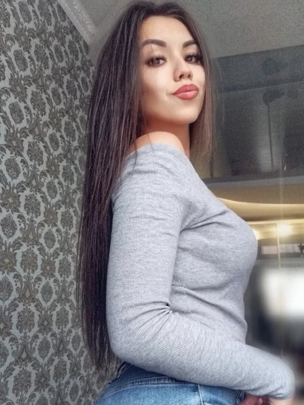 🎥 Элла привлекательная девушка из Донецк цена от 3500 руб