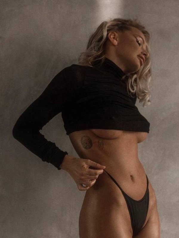 Леля привлекательная девушка из Донецк цена от 7000 руб